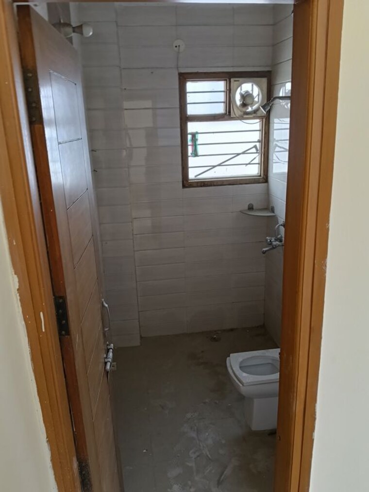 Bathroom, sector 47 1 RK 204 Sq.Ft. Builder Floor In Sector 47 Gurgaon 10530458