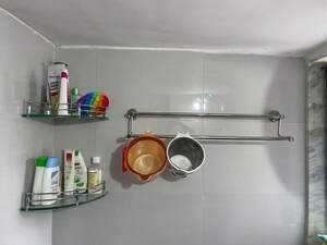 Furnished Amenities in 2 BHK Apartment at Marathon Monte South, Byculla West – for Rent