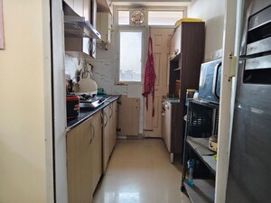 Team Area in 3 BHK Apartment at Amrapali Silicon City, Sector 76 – for Sale