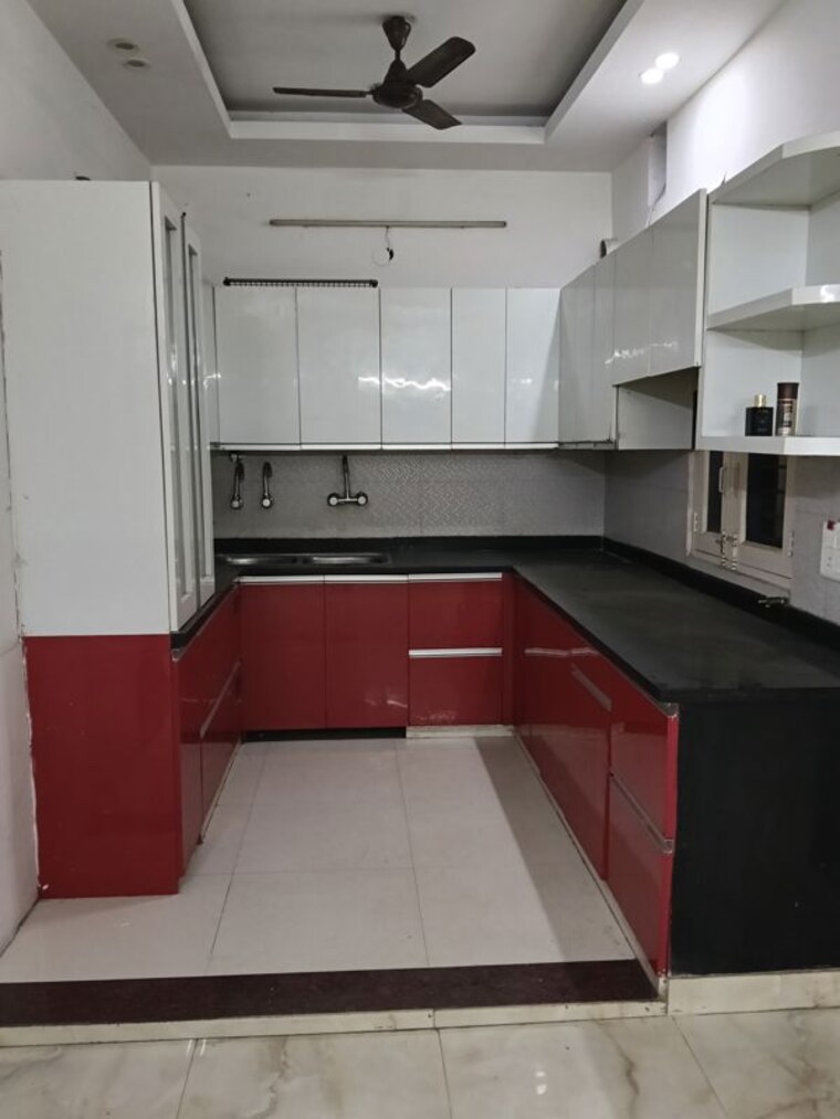 Kitchen, sector 47 3 Bedroom 600 Sq.Ft. Builder Floor In Sector 47 Gurgaon 10530491