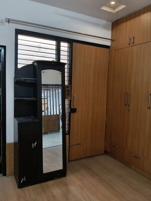 Room in 3 BHK Builder Floor at Sector 47 – for Rent