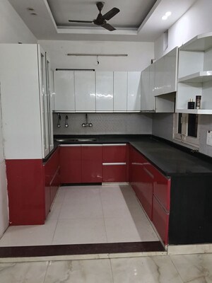 Kitchen in 3 BHK Builder Floor at Sector 47 – for Rent
