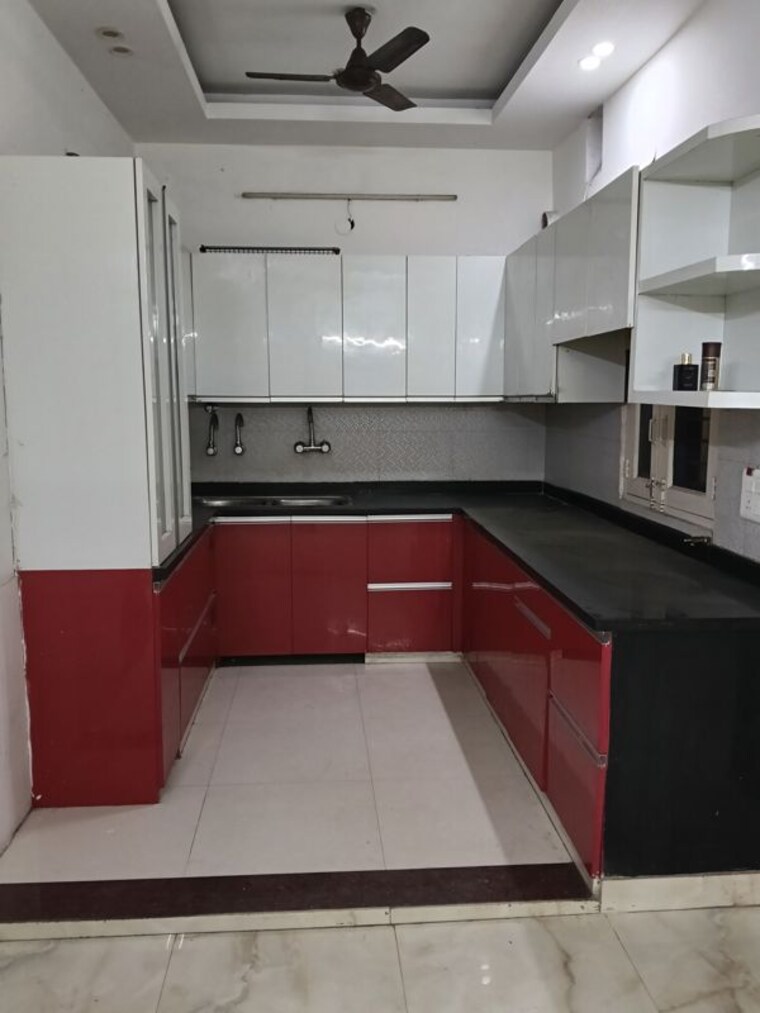 Kitchen, sector 47 3 Bedroom 600 Sq.Ft. Builder Floor In Sector 47 Gurgaon 10530491
