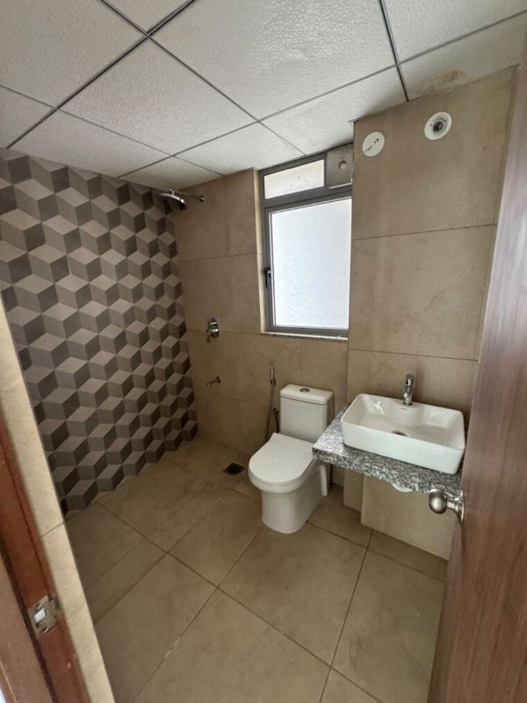 Bathroom, kalpataru-immensa-c 3 Bedroom 991 Sq.Ft. Apartment In Kolshet Road Thane 10530488