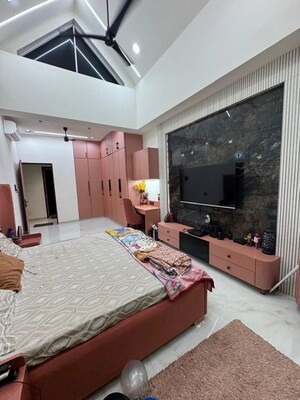 Bedroom in 3 BHK Villa at Lodha Villa Royale, Mankoli – for Sale