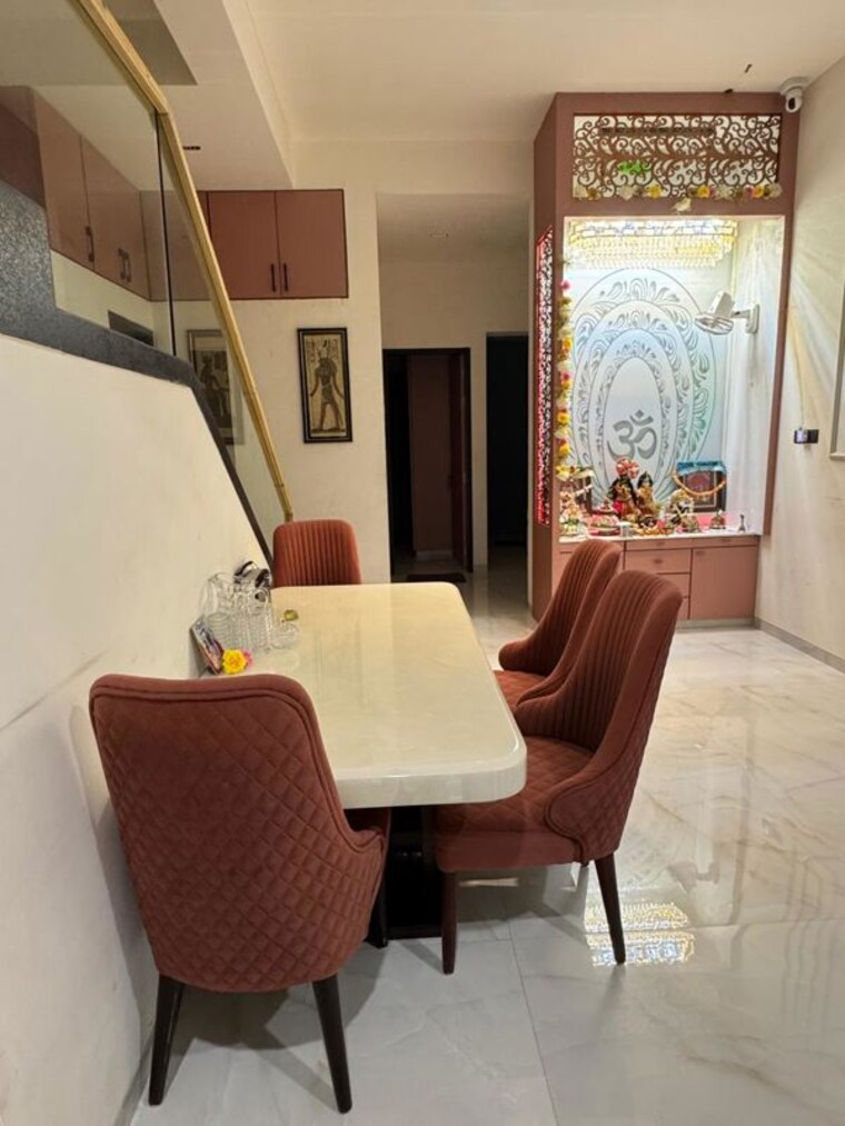Dining area, lodha-villa-royale 3 Bedroom 2000 Sq.Ft. Villa In Mankoli Thane 10530501