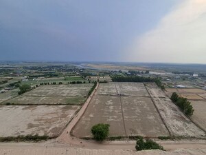 Plot Area in 2 BHK Apartment at Tata Eureka Park, Sector 150 – for Rent
