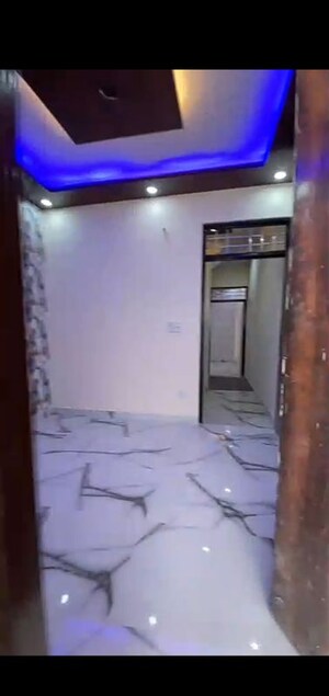 Room in 2 BHK Independent House at Dwarka Mor – for Sale