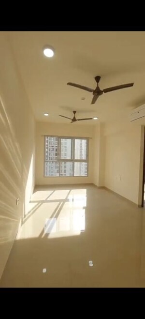 2 BHK Apartment For Rent in Piramal Vaikunth, Balkum Pada