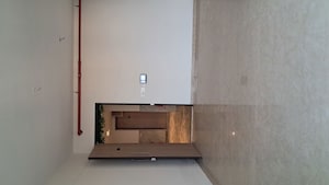 Furnished Amenities in 3.5 BHK Apartment at Dosti Eastern Bay, Wadala – for Rent