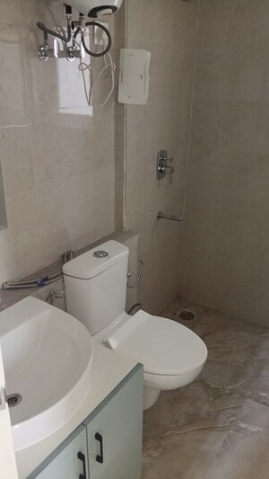 Bathroom in 3 BHK Apartment at Eldeco Live By The Greens, Sector 150 – for Rent