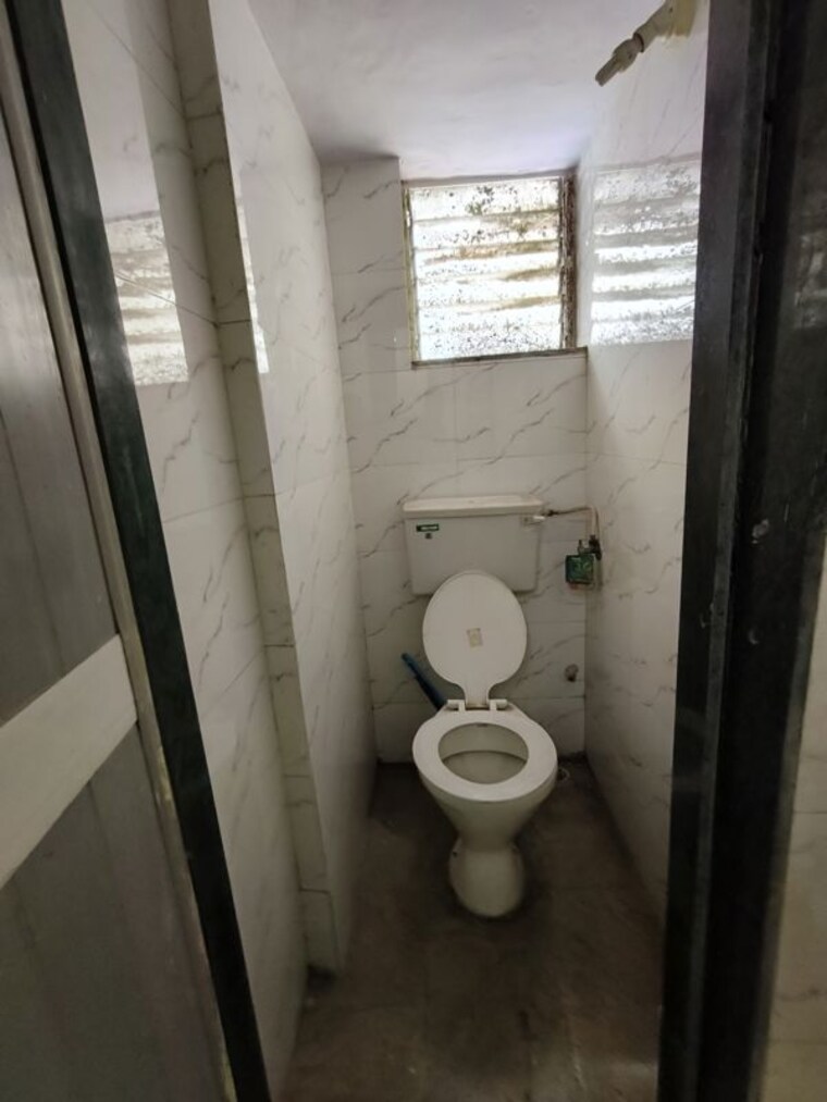 Bathroom, ashirwad-chs-andheri-east 1 RK 300 Sq.Ft. Apartment In Andheri East Mumbai 10530546