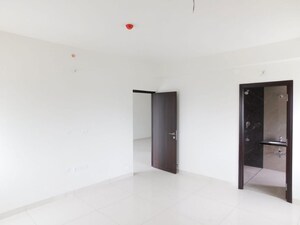 Room in 3 BHK Apartment at Aparna Cyber Heights, Osman Nagar – for Sale