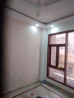 Room in 3 BHK Builder Floor at Kalkaji – for Rent