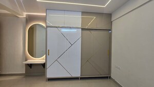 Room in 3 BHK Apartment at Indiabulls Sierra, Madhurawada – for Rent