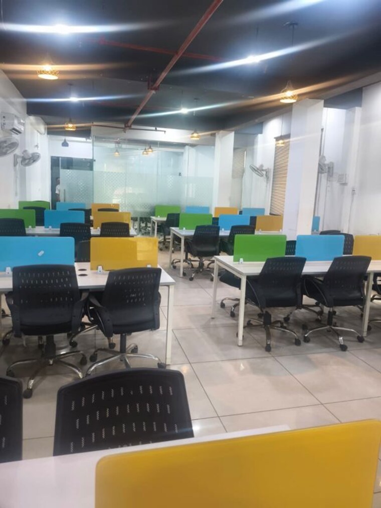 Team Area, sector 2 Commercial Office Space 2500 Sq.Ft. In Sector 2 Noida 10530571