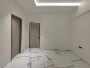 Room in 4 BHK Apartment at Windsor Grande Residences, Andheri West – for Rent