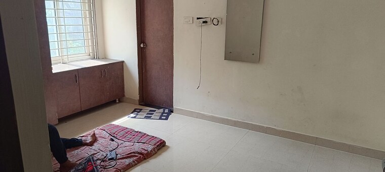 Bedroom, jubilee-enclave Commercial Office Space 1600 Sq.Ft. In Hi Tech City Hyderabad 10530625
