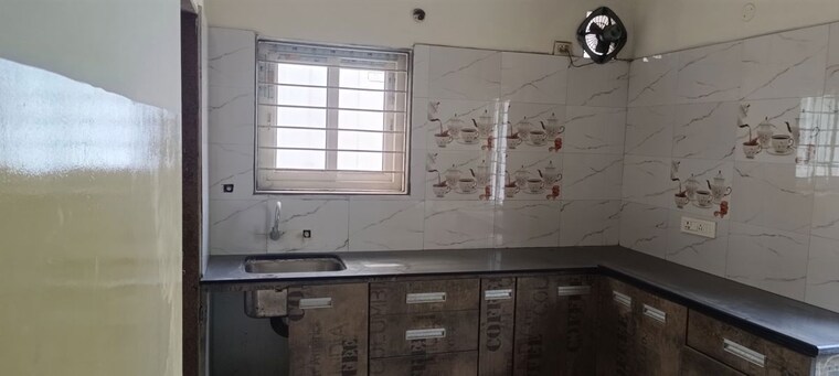 Kitchen, jubilee-enclave Commercial Office Space 1600 Sq.Ft. In Hi Tech City Hyderabad 10530625