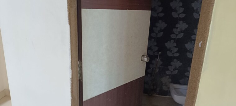 Bathroom, jubilee-enclave Commercial Office Space 1600 Sq.Ft. In Hi Tech City Hyderabad 10530625