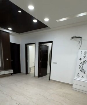 5 BHK Builder Floor For Sale in Rohini Sector 22