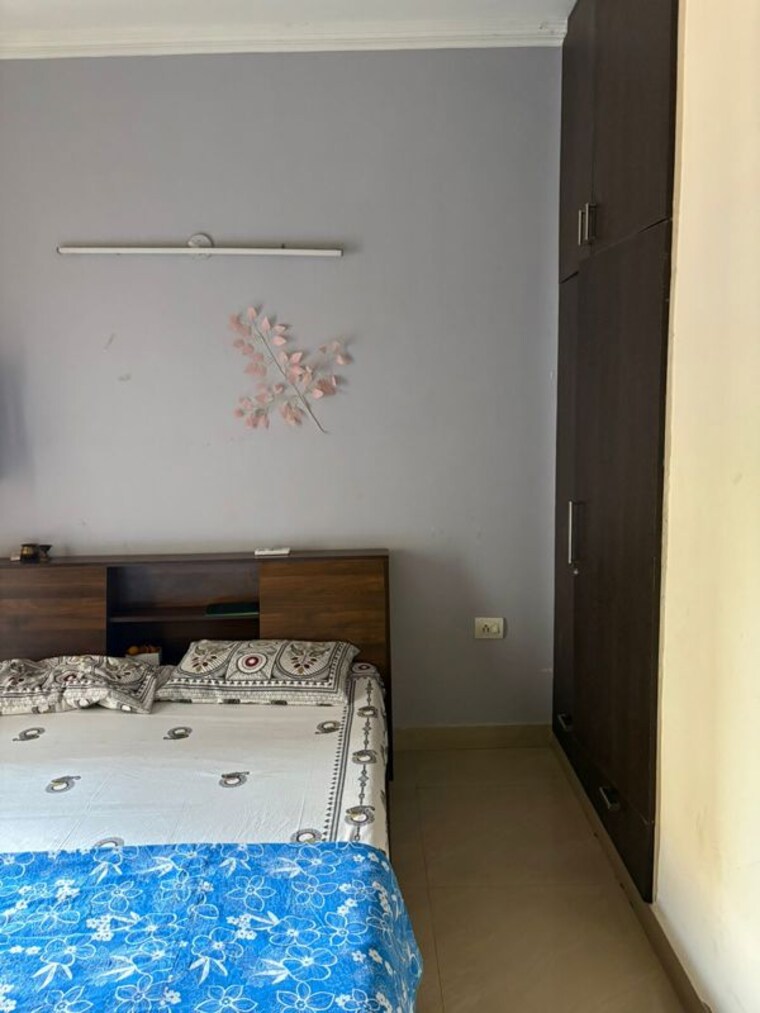 Bedroom, mahagun-moderne 3 Bedroom 1550 Sq.Ft. Apartment In Sector 78 Noida 10530639