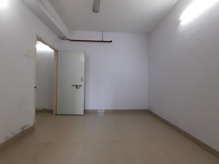 Room, unnat-nagar-chs 1 Bedroom 650 Sq.Ft. Apartment In Goregaon West Mumbai 10530648