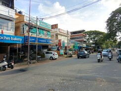 Showroom For Rent in Kathrikadavu