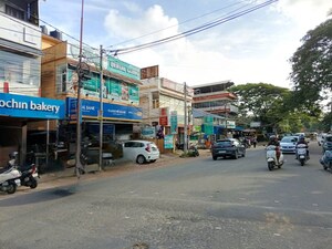  Showroom For Rent in Kathrikadavu