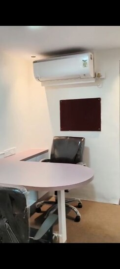 Office Space For Rent in Mayuresh Cosmos