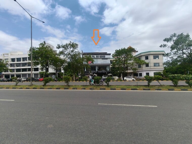 Exterior View, maradu Commercial Showroom 13000 Sq.Ft. In Maradu Kochi 10527913