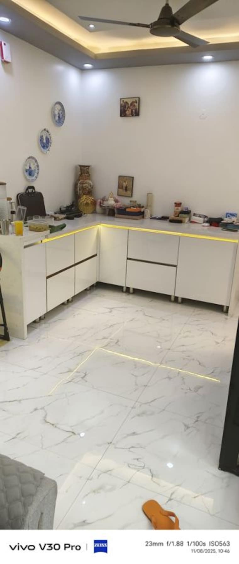 Kitchen, paryatan vihar 2 Bedroom 1050 Sq.Ft. Apartment In Paryatan Vihar Delhi 9420033