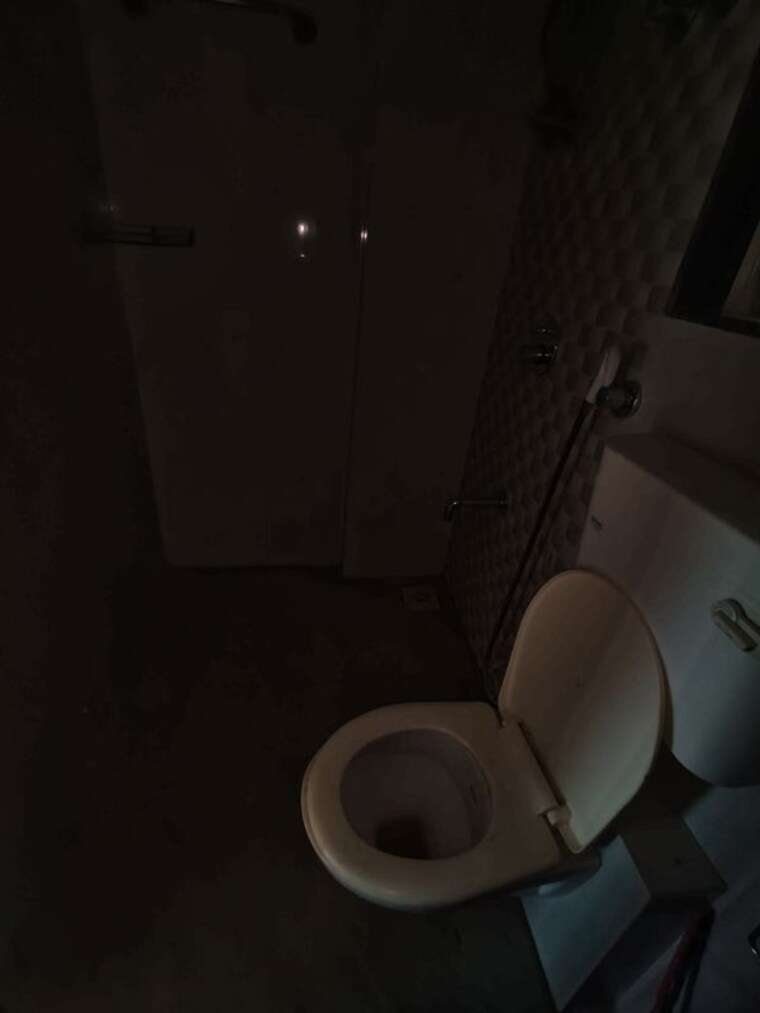 Bathroom, pushkraj-apartments 1 Bedroom 650 Sq.Ft. Apartment In Goregaon East Mumbai 10530695