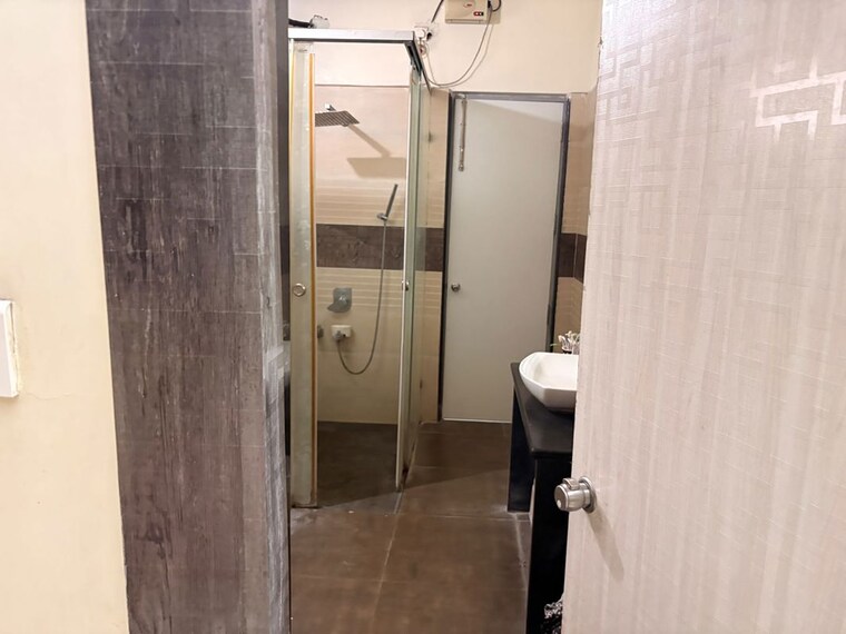 Bathroom, sagar-enclave-bowenpally 5 Bedroom 235 Sq.Yd. Villa In Bowenpally Hyderabad 10530699