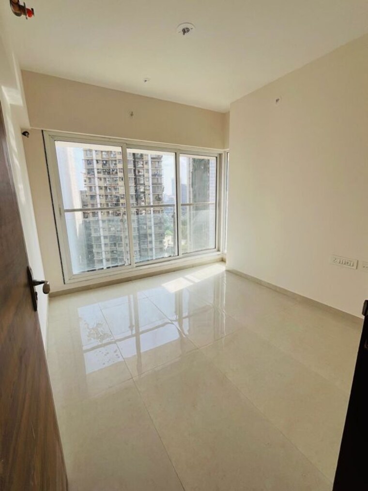 Room, je-and-vee-shiv-krupa 1 Bedroom 425 Sq.Ft. Apartment In Malad East Mumbai 10530704