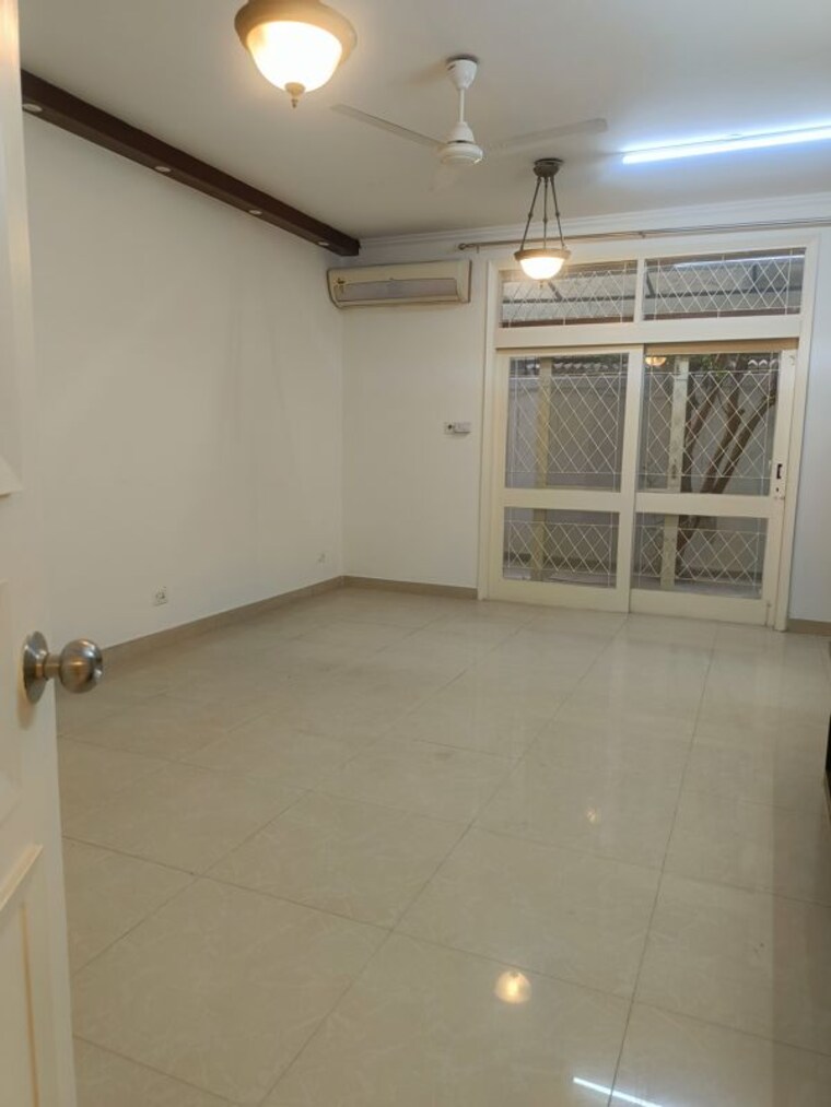 Room, kohli-one-malibu-town 3 Bedroom 1650 Sq.Ft. Builder Floor In Sector 47 Gurgaon 10530696