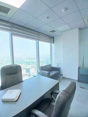  Office Space For Rent in Wave Silver Tower, Sector 18