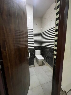Bathroom in 2 BHK Builder Floor at Dwarka Mor – for Rent