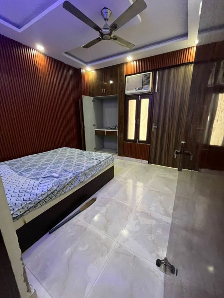 Bedroom, dwarka mor 2 Bedroom 60 Sq.Yd. Builder Floor In Dwarka Mor Delhi 10530733