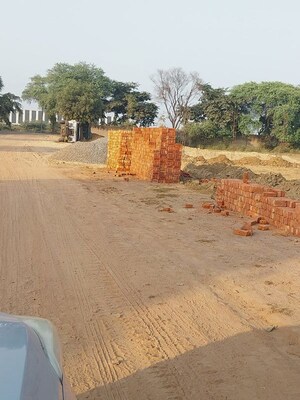  Industrial Plot For Sale in Sikri