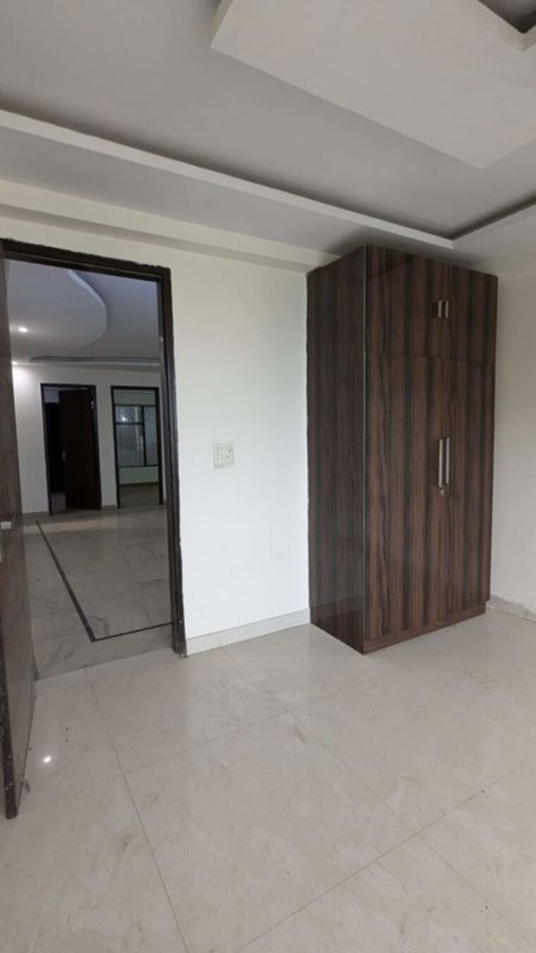 Room, green fields colony 4 Bedroom 3250 Sq.Ft. Builder Floor In Green Fields Colony Faridabad 10530761