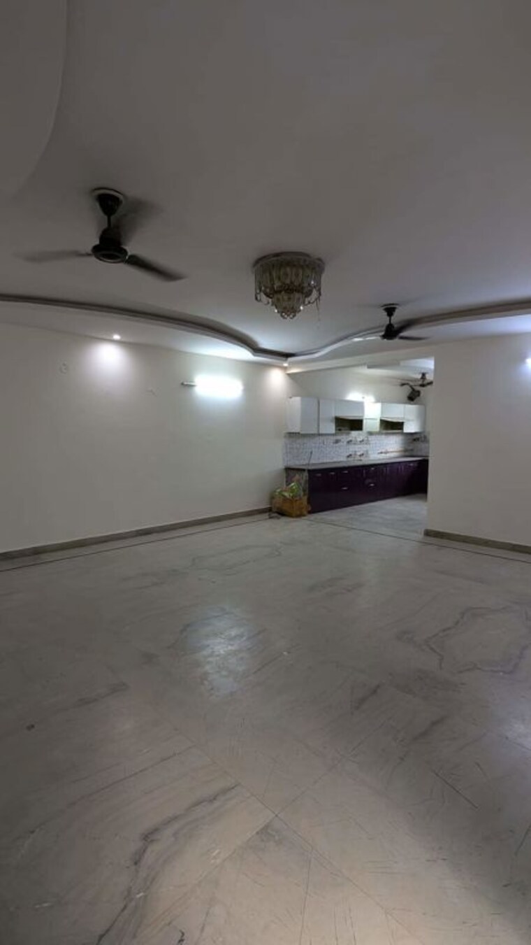 Room, green fields colony 4 Bedroom 3250 Sq.Ft. Builder Floor In Green Fields Colony Faridabad 10530761