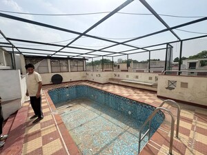 4 BHK Villa – Exterior View View at Ameya Sapphire 57, Sector 57 - for Rent