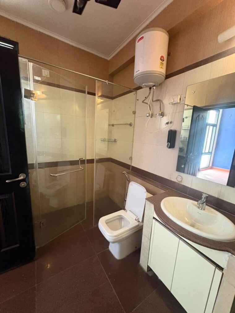 Kitchen, ameya-sapphire-57 4 Bedroom 5000 Sq.Ft. Villa In Sector 57 Gurgaon 10530771