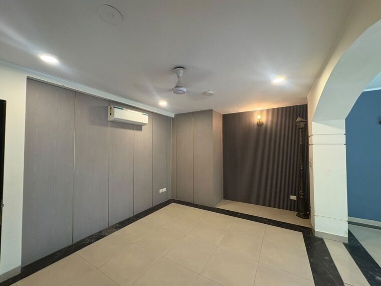 Room, ameya-sapphire-57 4 Bedroom 5000 Sq.Ft. Villa In Sector 57 Gurgaon 10530771