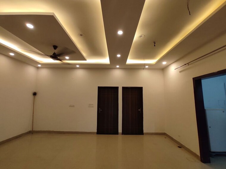 Room, surya-towers-zirakpur 3 Bedroom 1960 Sq.Ft. Apartment In Lohgarh Zirakpur 10530754