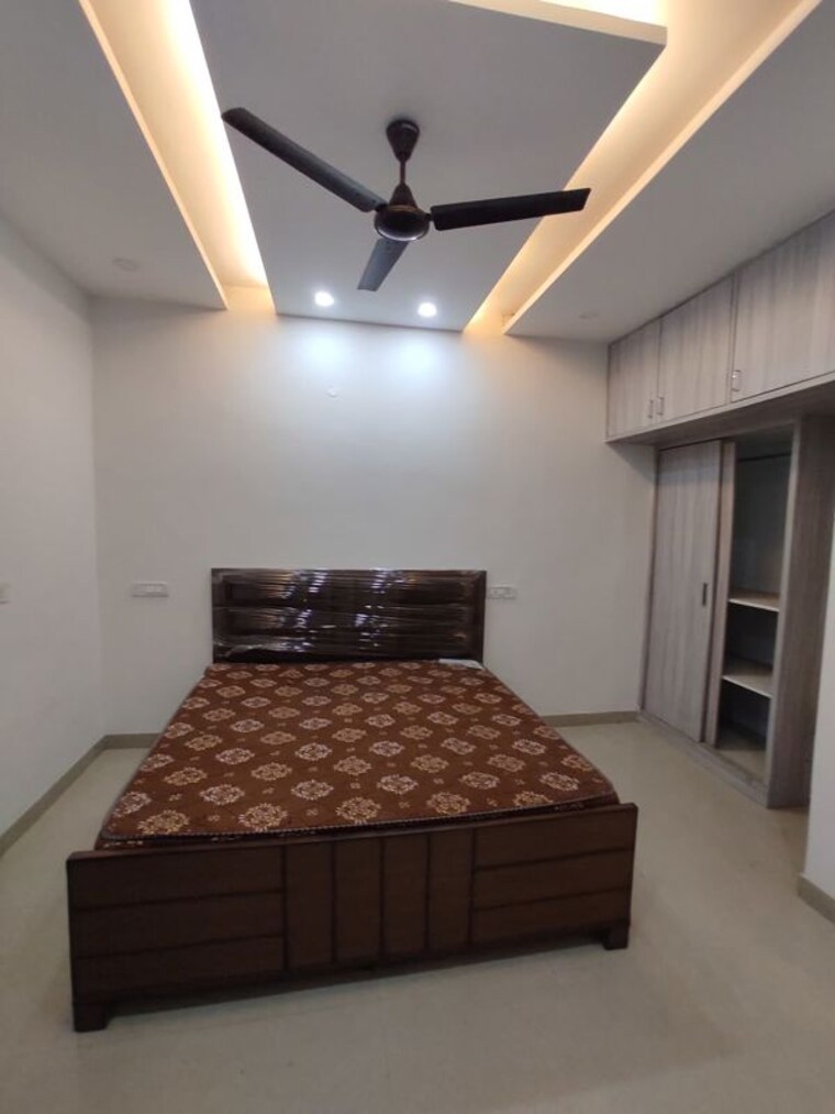 Bedroom, surya-towers-zirakpur 3 Bedroom 1960 Sq.Ft. Apartment In Lohgarh Zirakpur 10530754