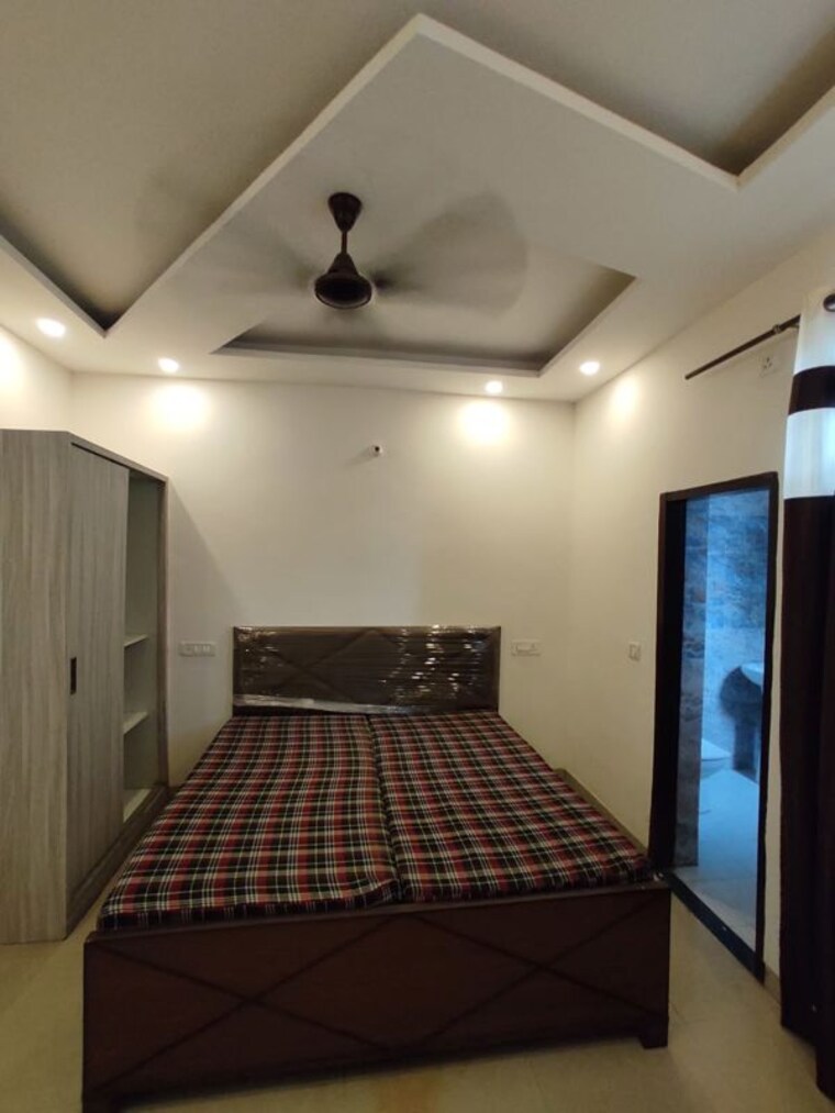 Bedroom, surya-towers-zirakpur 3 Bedroom 1960 Sq.Ft. Apartment In Lohgarh Zirakpur 10530754