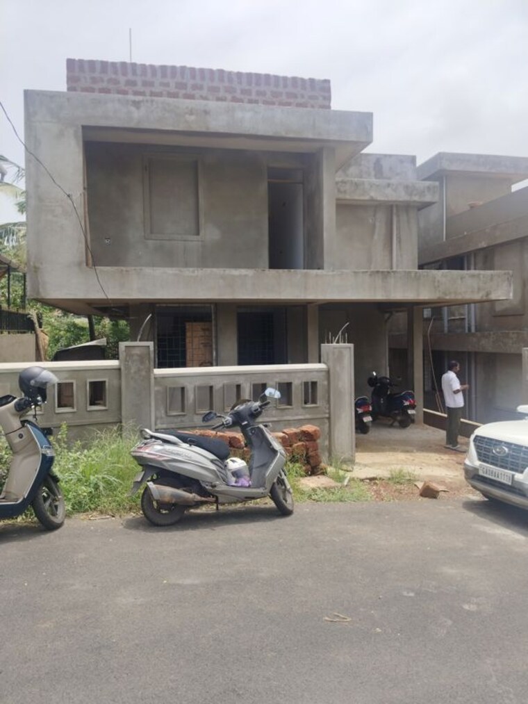  Parking, margao 4 Bedroom 223 Sq.Mt. Villa In Margao Goa 10530781