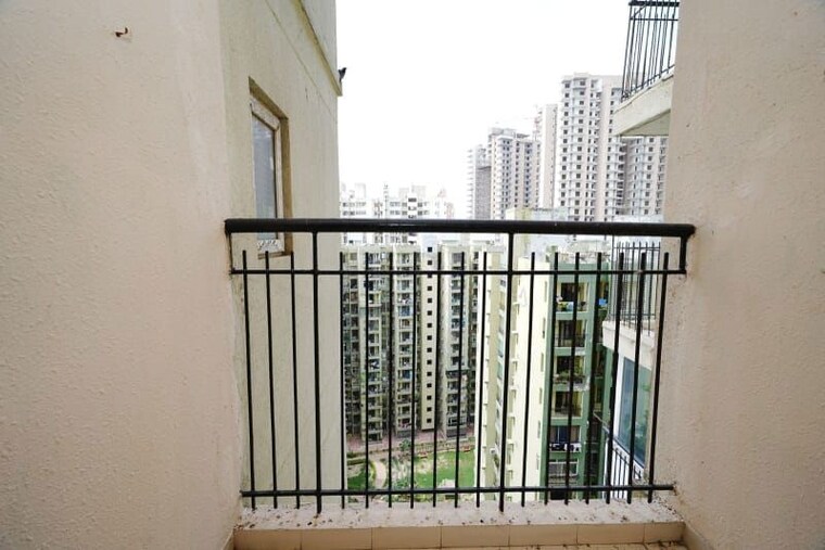 Balcony, trident-embassy 2.5 Bedroom 1129 Sq.Ft. Apartment In Sector 1 Greater Noida Greater Noida 10530790